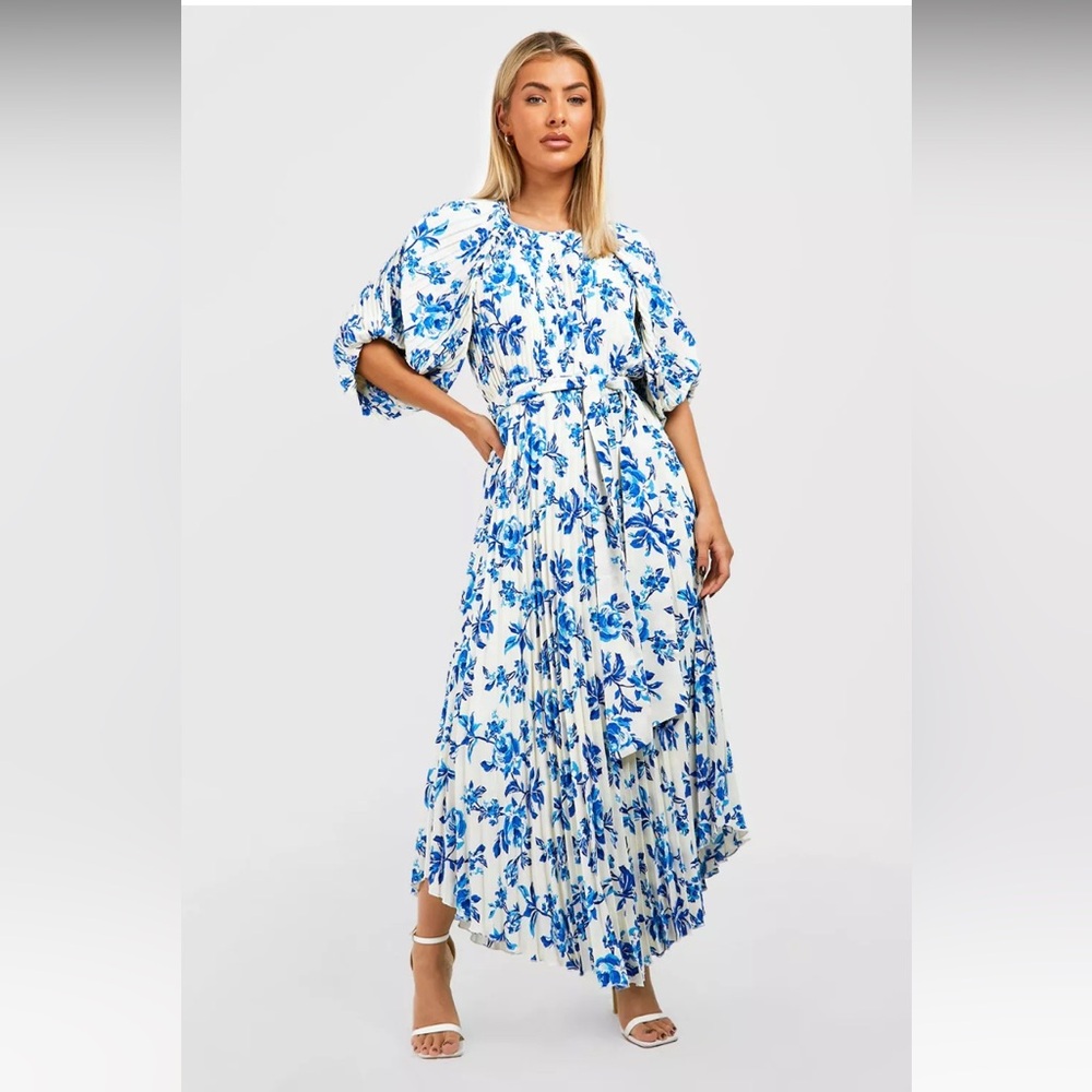 NWT Boohoo Floral Pleated Puff Sleeve Midi Dress
